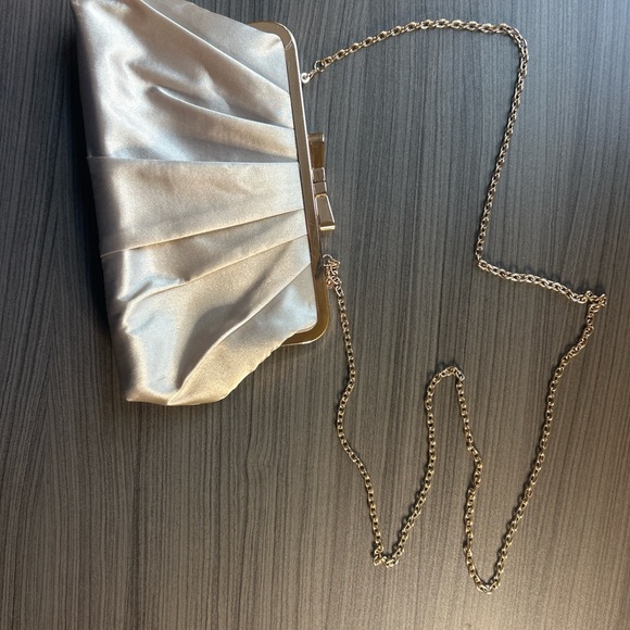 Charlie RSVP Champagne Satin Pleated Clutch Gold Frame Evening Bag - Picture 2 of 5